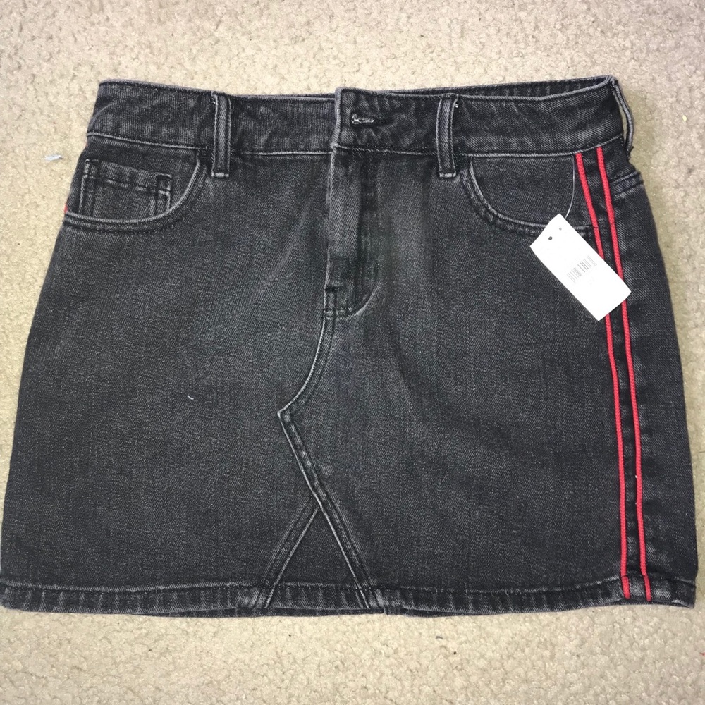 Cute black washed mini denim skirt and red stripes